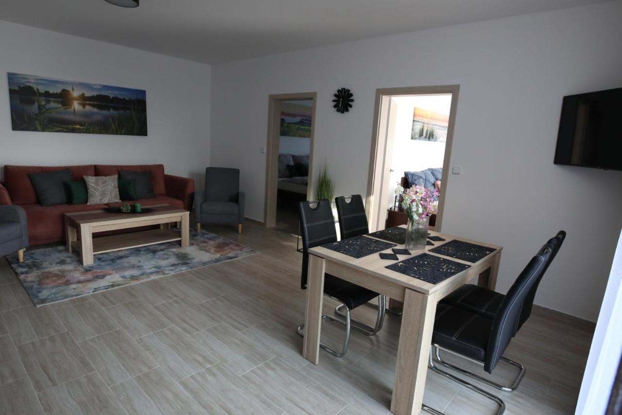 Apartmany Allis Lipno nad Vltavou Dış mekan fotoğraf